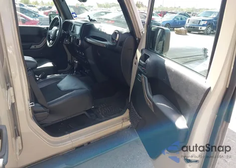 2016 Jeep Wrangler Unlimited 75Th Anniversary из США, поврежденный, VIN 1C4BJWEG3GL314927